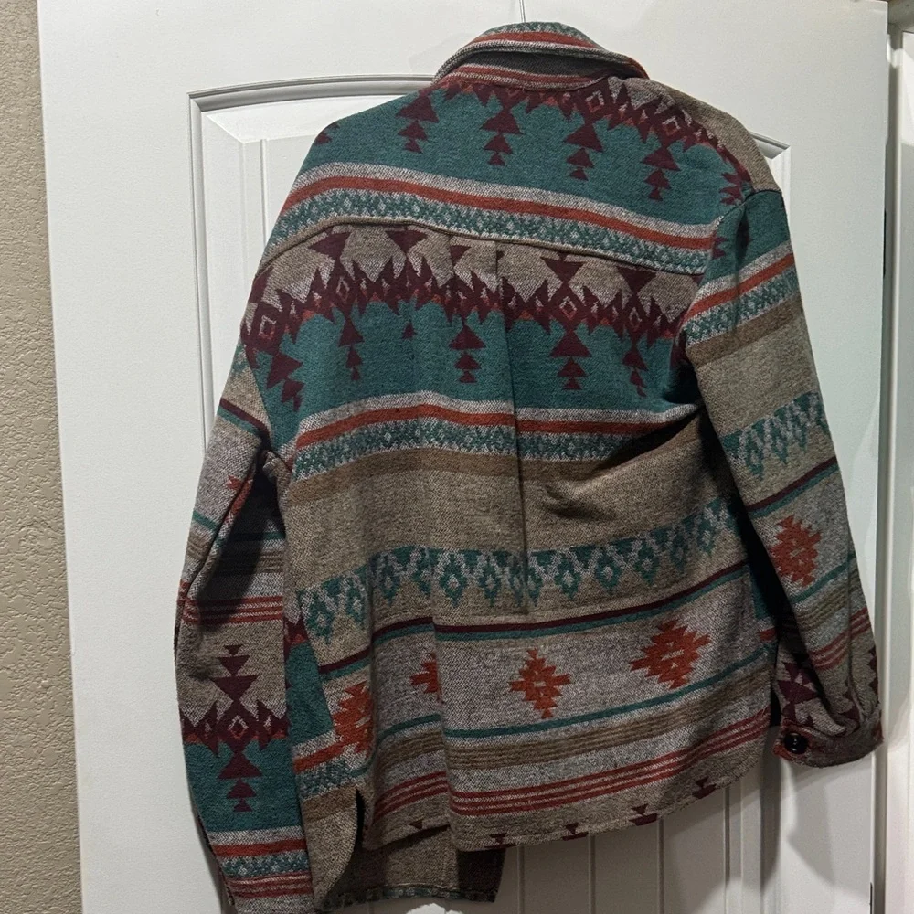 Aztec Patterned Jacket - Picture 2 of 4